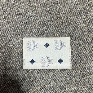 MCM White Card Holder with Black Accents!! AUTHENTICATED 100%